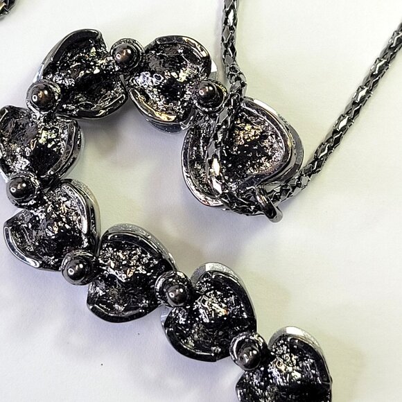 Crystal Heart Shape Pendants Necklace Long Statement Heart shape Necklace - Picture 7 of 14